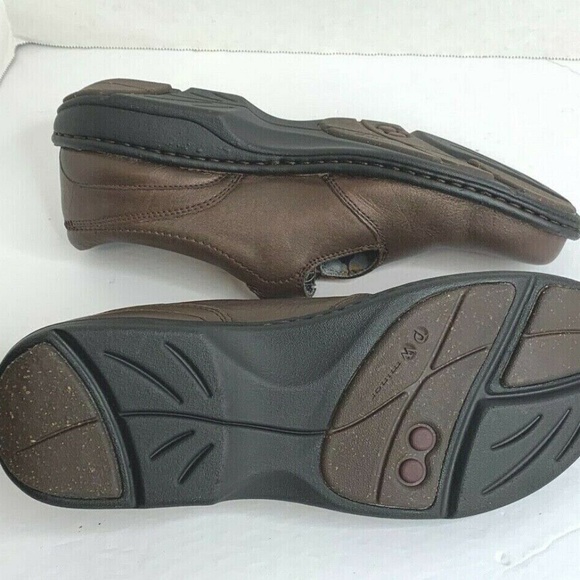 PW Minor Womens Sz 9.5 Bronze Mary Jane Shoes 5143 - Picture 6 of 6